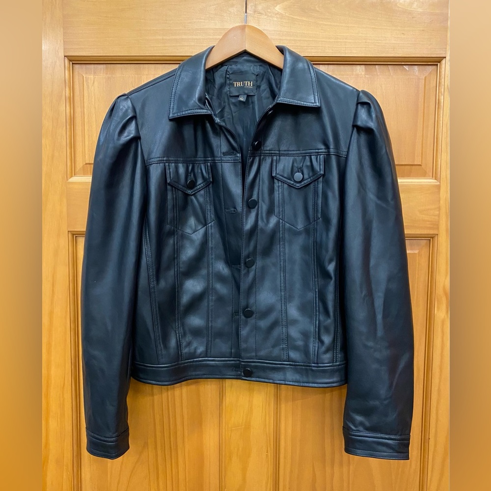 SUPER CUTE faux leather moto jacket